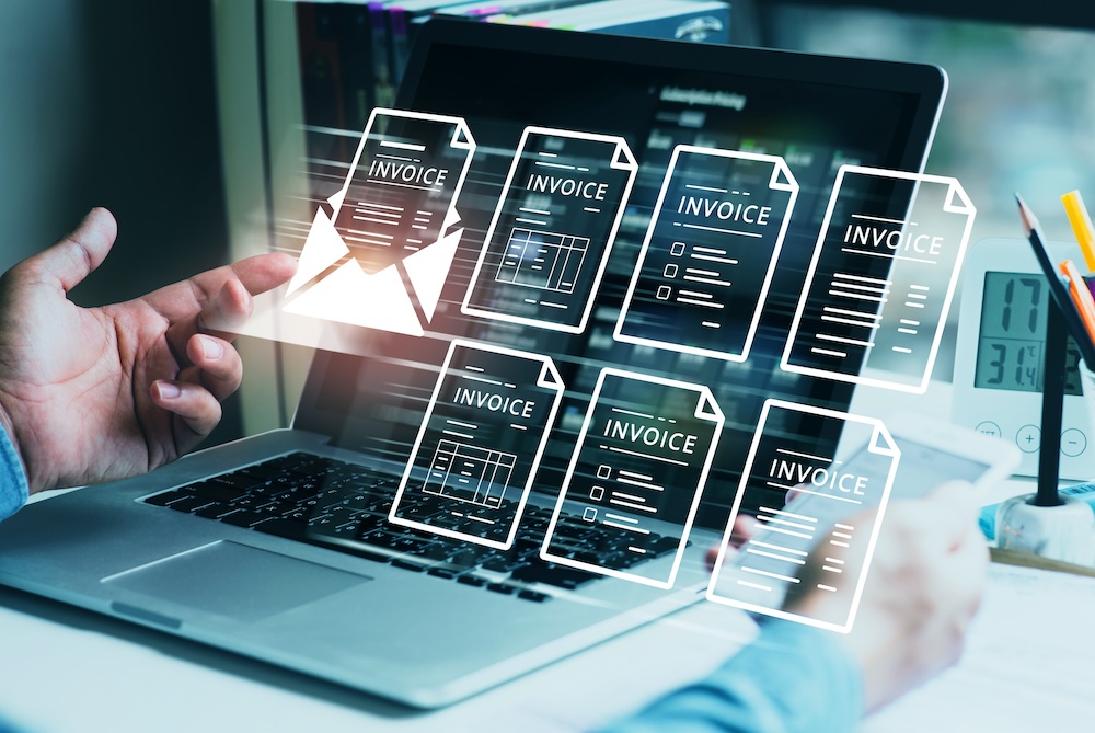 Financial report and banking management with E invoice bill.digital nline statements. Accounts payable automation.